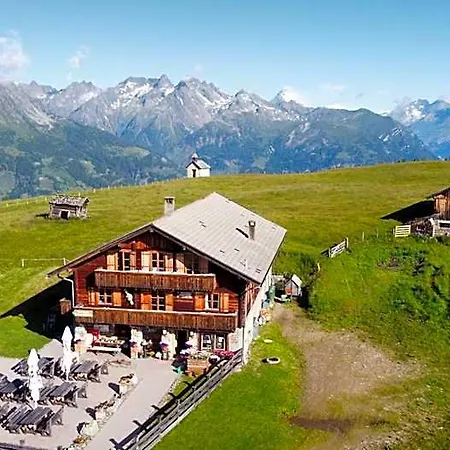 Almgasthaus Glocknerblick Hotel